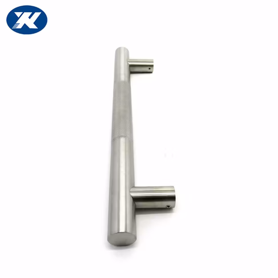 Luftmassagekamm mit Holzgriff